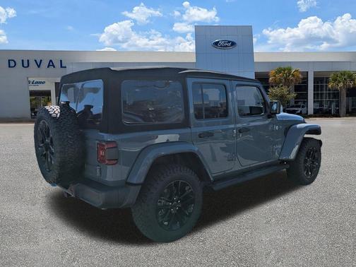2024 Jeep Wrangler 4xe Sahara