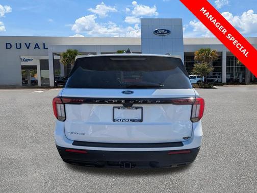 Star White 2026 Ford Explorer Active