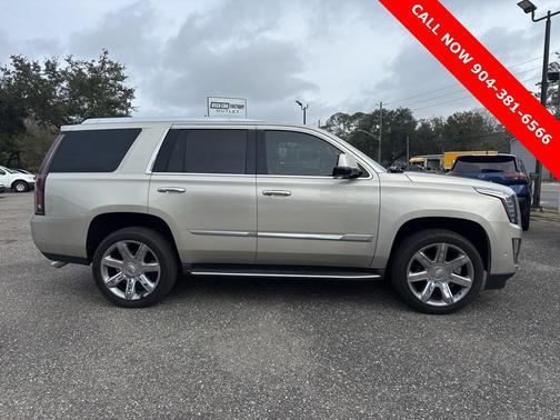 2017 Cadillac Escalade Luxury