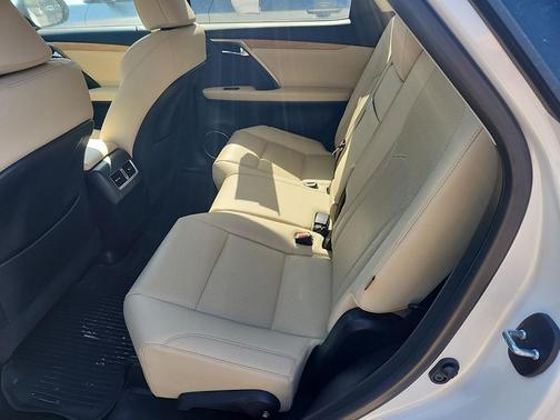 2022 Lexus RX 350L Base