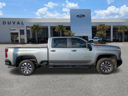 2024 Chevrolet Silverado 2500 Custom