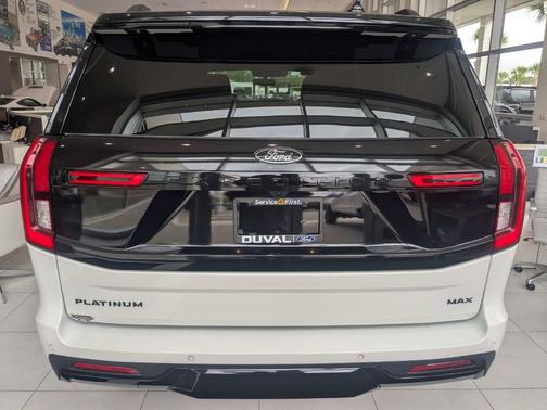 Star White 2026 Ford Expedition Max Platinum