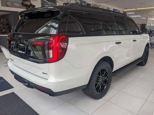Star White 2026 Ford Expedition Max Platinum