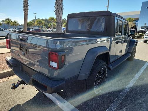 2021 Jeep Gladiator Sport