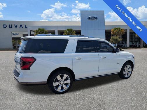 White Metallic 2022 Ford Expedition Max King Ranch