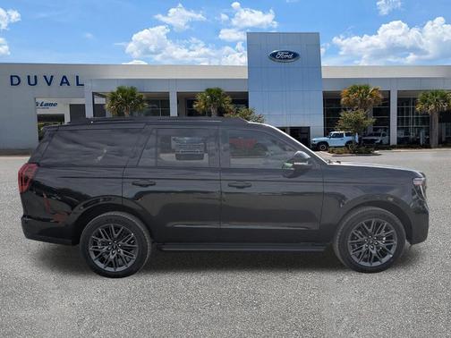 Agate Black Metallic 2026 Ford Expedition Platinum