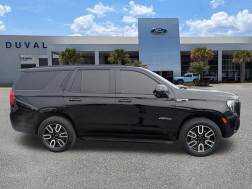2023 GMC Yukon 4WD AT4