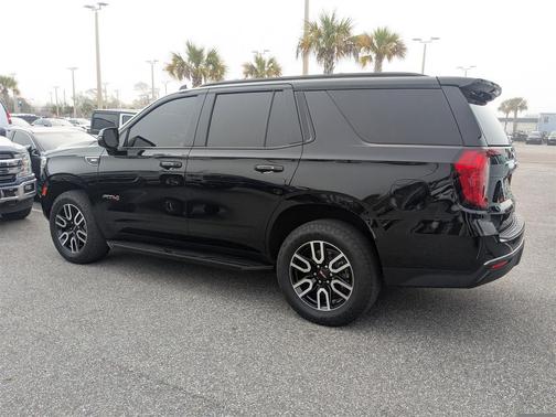 2023 GMC Yukon 4WD AT4