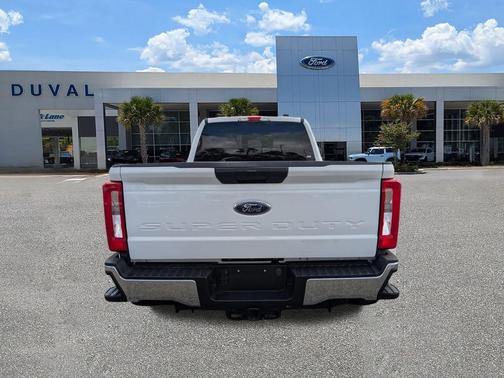 2024 Ford F-350 XLT