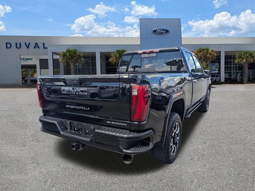 2024 GMC Sierra 3500 Denali