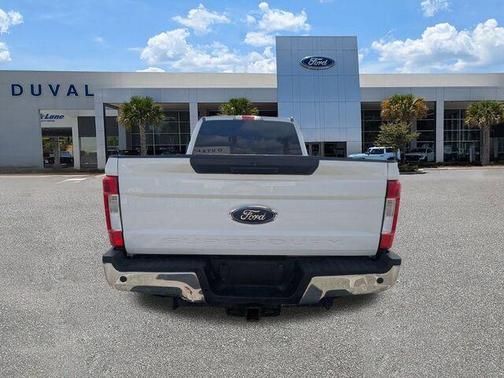 Oxford White 2017 Ford F-350 XLT