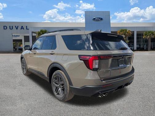 Gray 2026 Ford Explorer ST
