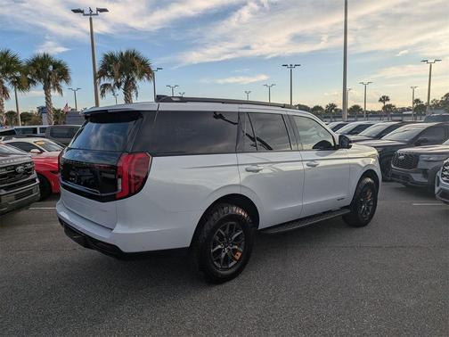 2025 Ford Expedition Tremor