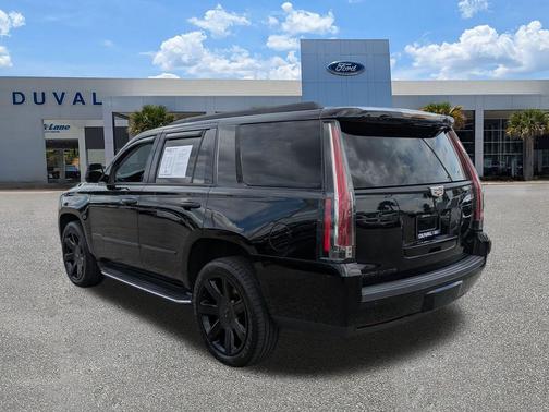 2018 Cadillac Escalade Luxury