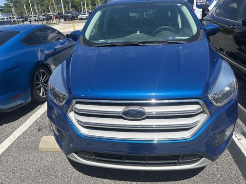 Lightning Blue Metallic 2018 Ford Escape SE