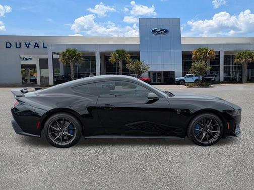 2025 Ford Mustang Dark Horse Fastback