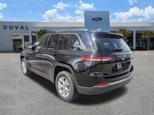 Diamond Black 2023 Jeep Grand Cherokee Limited
