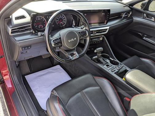2022 Kia K5 GT
