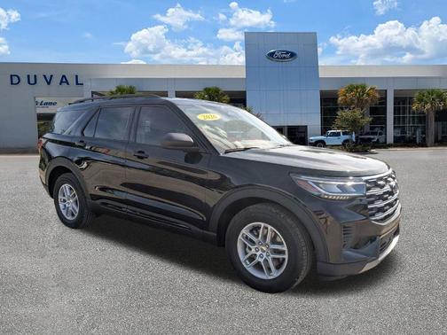 Agate Black Metallic 2026 Ford Explorer Active