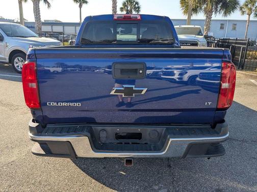 2017 Chevrolet Colorado LT