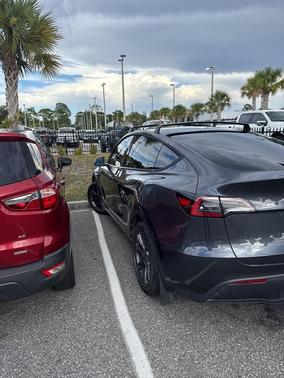 2024 Tesla Model Y Long Range Dual Motor All-Wheel Drive