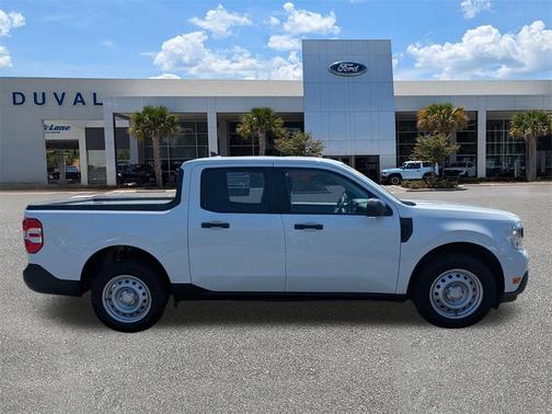 2024 Ford Maverick XL