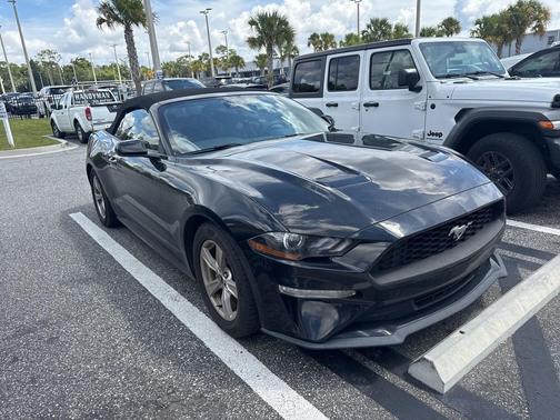 2021 Ford Mustang EcoBoost
