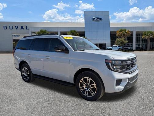 Space Silver 2026 Ford Expedition Active