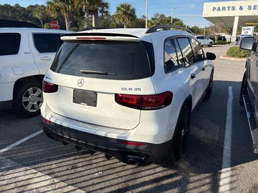2022 Mercedes-Benz AMG GLB 35 4MATIC