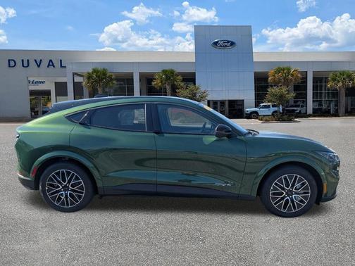 Eruption Green Metallic 2026 Ford Mustang Mach-E Premium