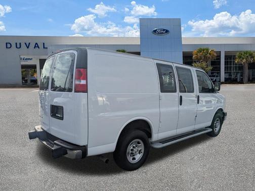 Summit White 2024 Chevrolet Express 2500 Work Van