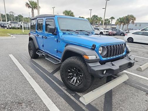 2025 Jeep Wrangler Sport