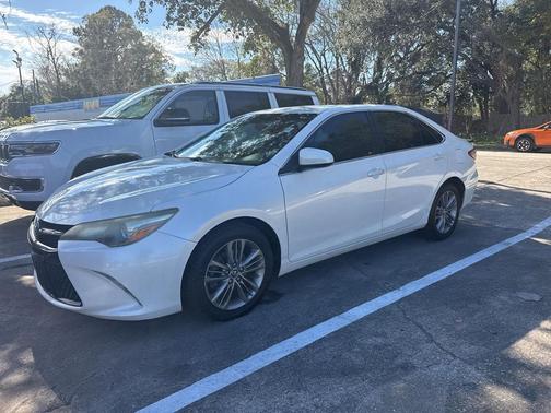 2015 Toyota Camry SE
