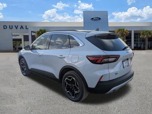 2026 Ford Escape Platinum