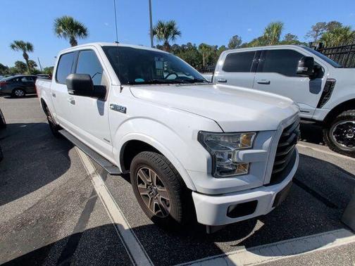Oxford White 2017 Ford F-150 XLT