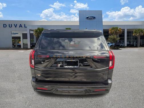 2025 Ford Expedition Tremor