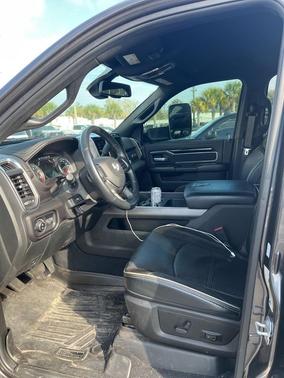 2022 RAM 2500 Laramie Crew Cab 4x4 6'4' Box