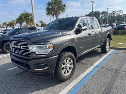 2022 RAM 2500 Laramie Crew Cab 4x4 6'4' Box