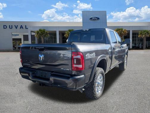 2022 RAM 2500 Laramie Crew Cab 4x4 6'4' Box