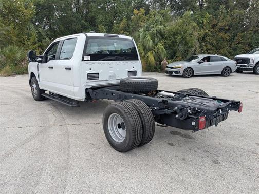 2025 Ford F-350 XL
