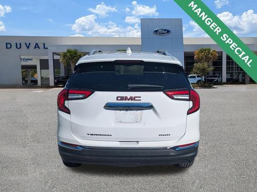 2023 GMC Terrain SLT