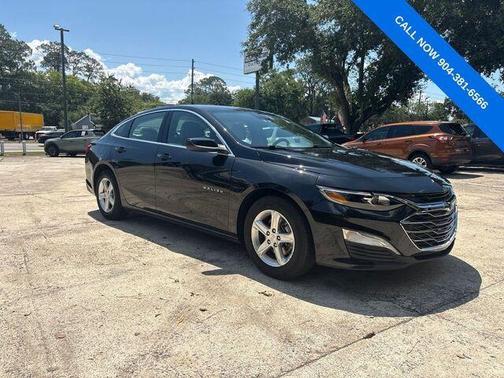 Mosaic Black Metallic 2023 Chevrolet Malibu 1LS
