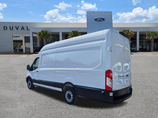 Oxford White 2026 Ford Transit-250 Base
