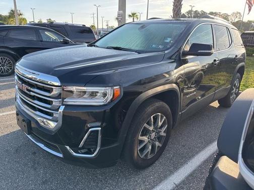 2023 GMC Acadia AWD SLT