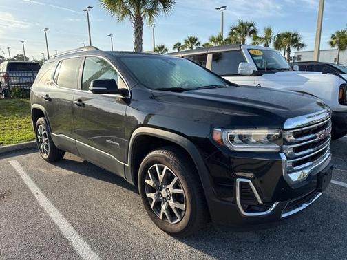 2023 GMC Acadia AWD SLT