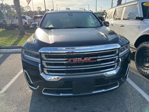 2023 GMC Acadia AWD SLT