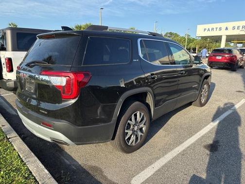 2023 GMC Acadia AWD SLT