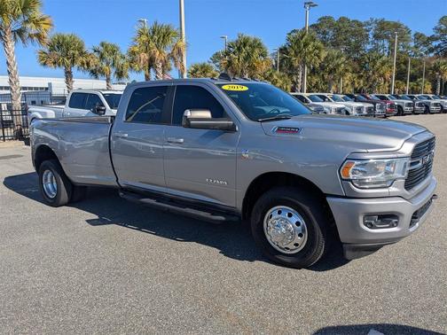 2019 RAM 3500 Big Horn Crew Cab 4x2 8' Box