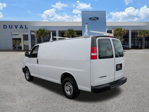 2017 Chevrolet Express 2500 Work Van