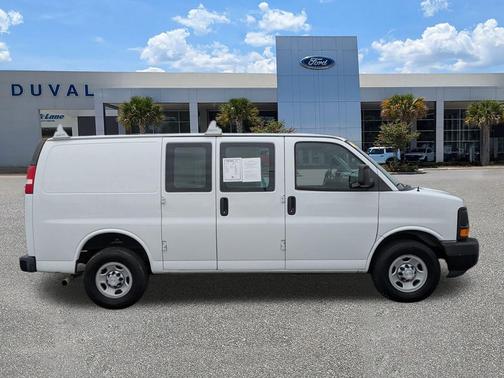 2017 Chevrolet Express 2500 Work Van